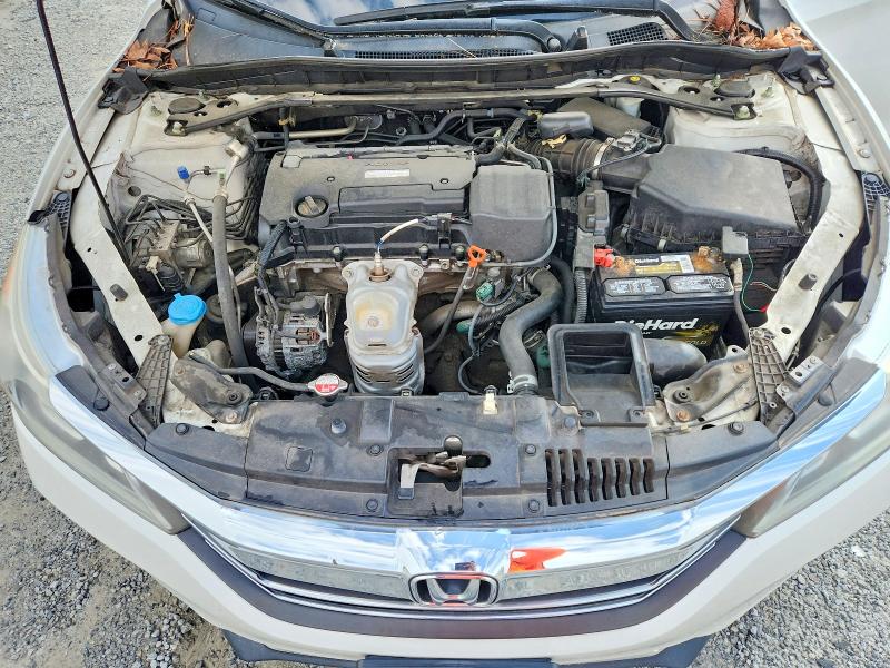Photo 11 from auction – 2016 HONDA ACCORD with VIN 1HGCR2F51GA147354