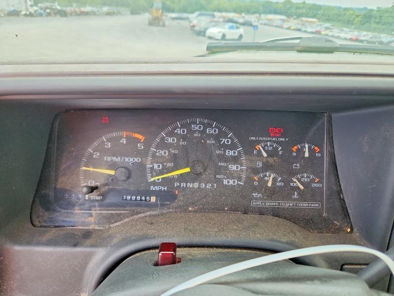 Photo 9 from auction – 1995 CHEVROLET GMT-400 with VIN 2GCEK19K0S1100438
