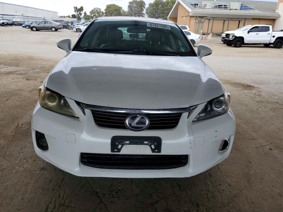Photo 5 from auction – 2011 LEXUS CT with VIN JTHKD5BH1B2045628