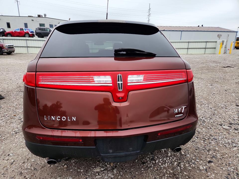 Photo 6 from auction – 2015 LINCOLN MKT with VIN 2LMHJ5AT2FBL02029