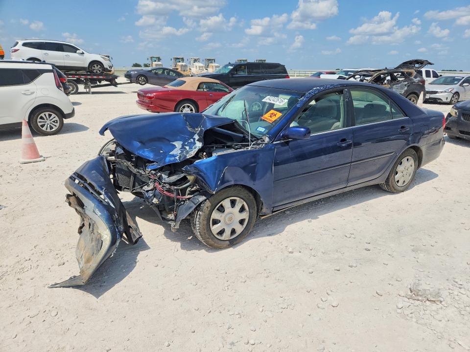 TOYOTA CAMRY 2003 with VIN JTDBE32K730228236 - Photo from auction