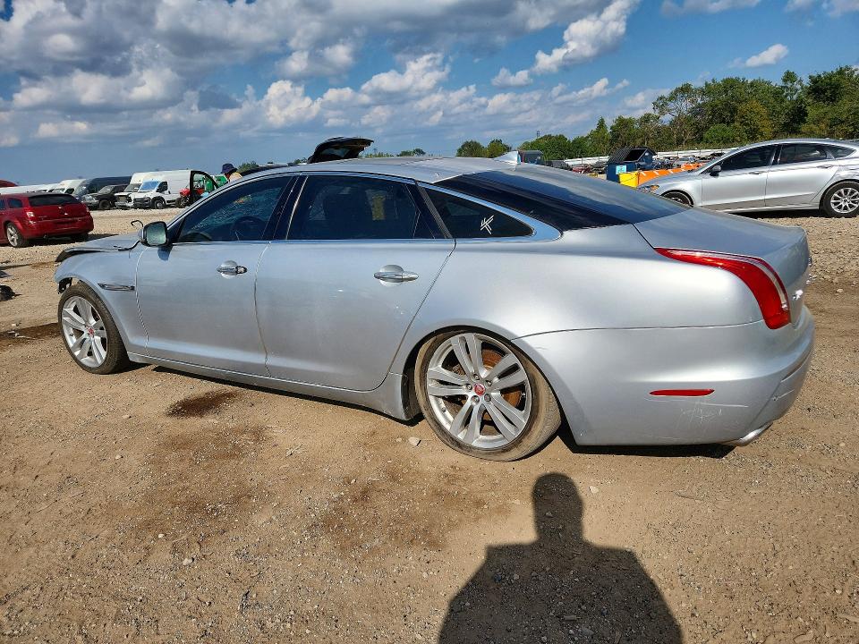 Photo 2 from auction – 2014 JAGUAR XJL with VIN SAJWA2GZ1E8V67044