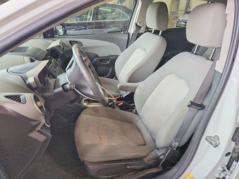 Photo 7 from auction – 2015 CHEVROLET SONIC with VIN 1G1JA6SH1F4197827
