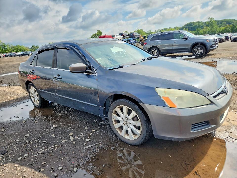 Photo 4 from auction – 2007 HONDA ACCORD with VIN 1HGCM56857A076511