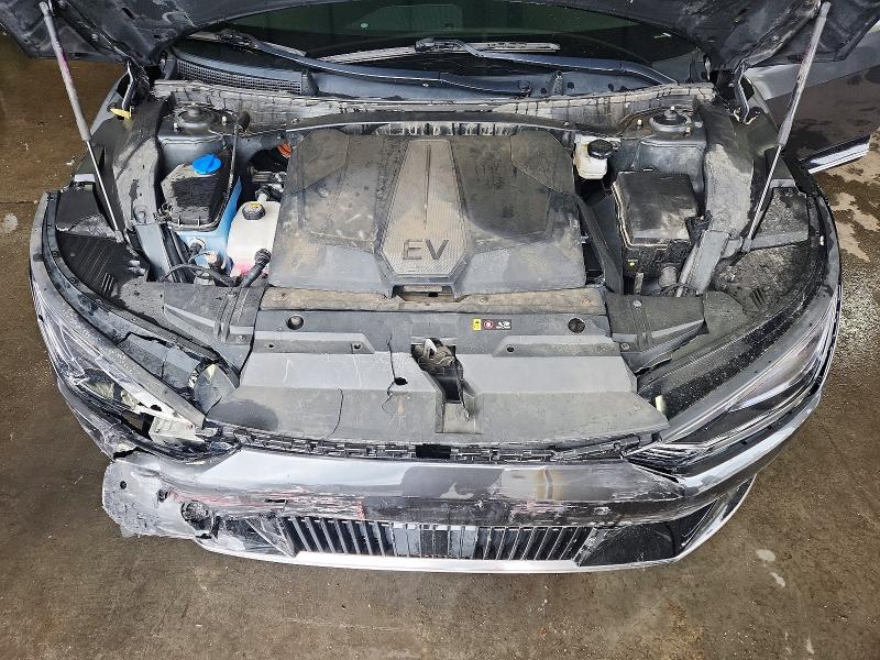 Photo 11 from auction – 2023 KIA EV6 with VIN KNDC34LA2P5157560