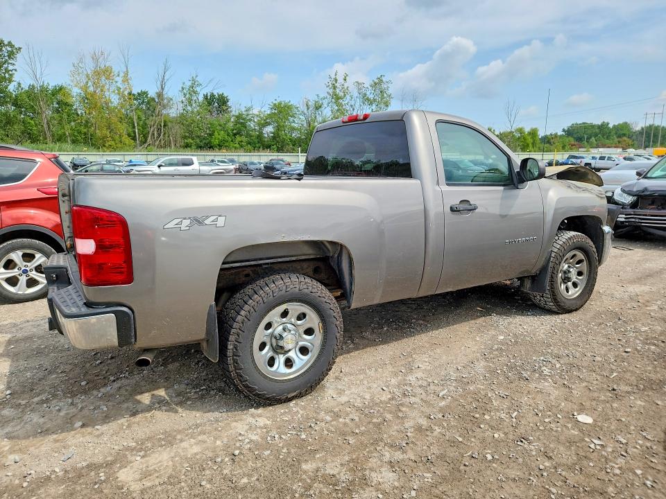 Photo 3 from auction – 2012 CHEVROLET SILVERADO with VIN 1GCNKPE05CZ262081