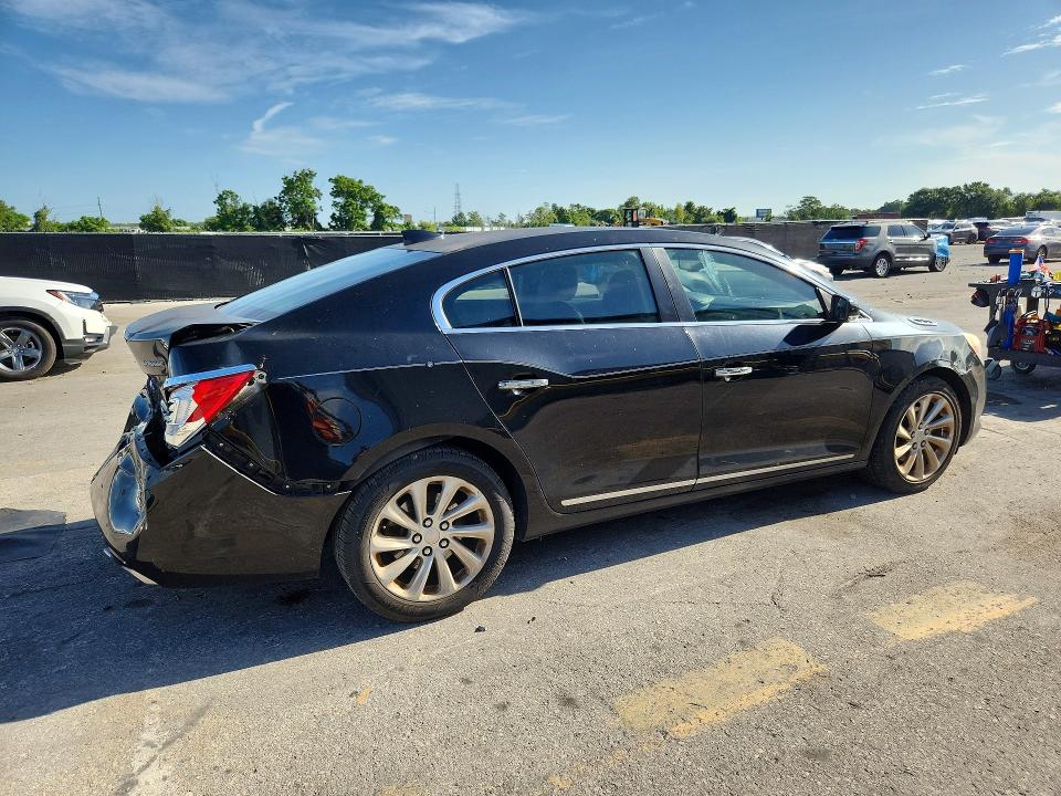 Photo 3 from auction – 2016 BUICK LACROSSE with VIN 1G4GD5G38GF185224