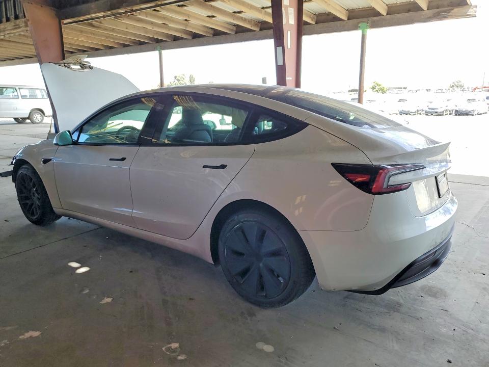Снимка 2 от търг – 2024 TESLA MODEL 3 с VIN 5YJ3E1EA4RF749579