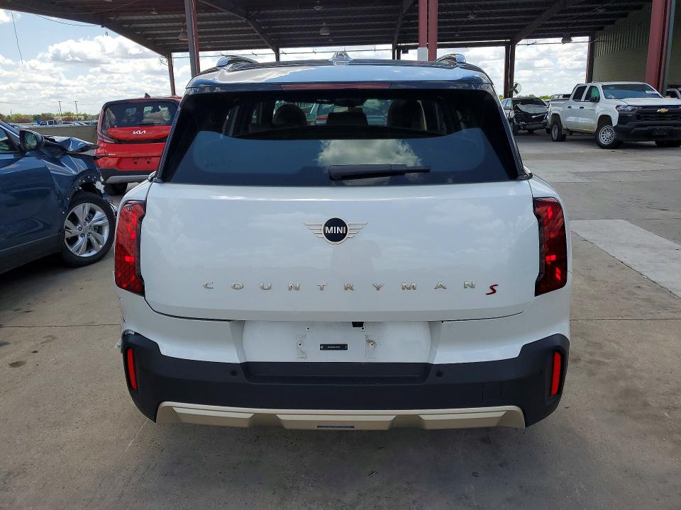 Photo 6 from auction – 2026 MINI COUNTRYMAN with VIN WMZ23GA08T7U57464