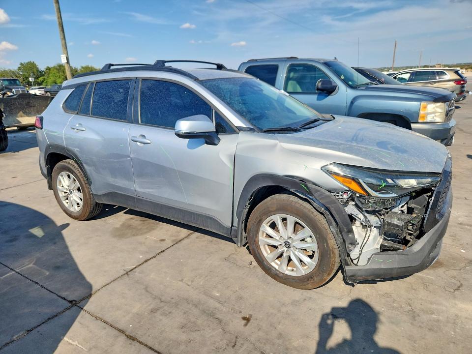 Photo 4 from auction – 2024 TOYOTA COROLLA CROSS with VIN 7MUCAAAG5RV113017