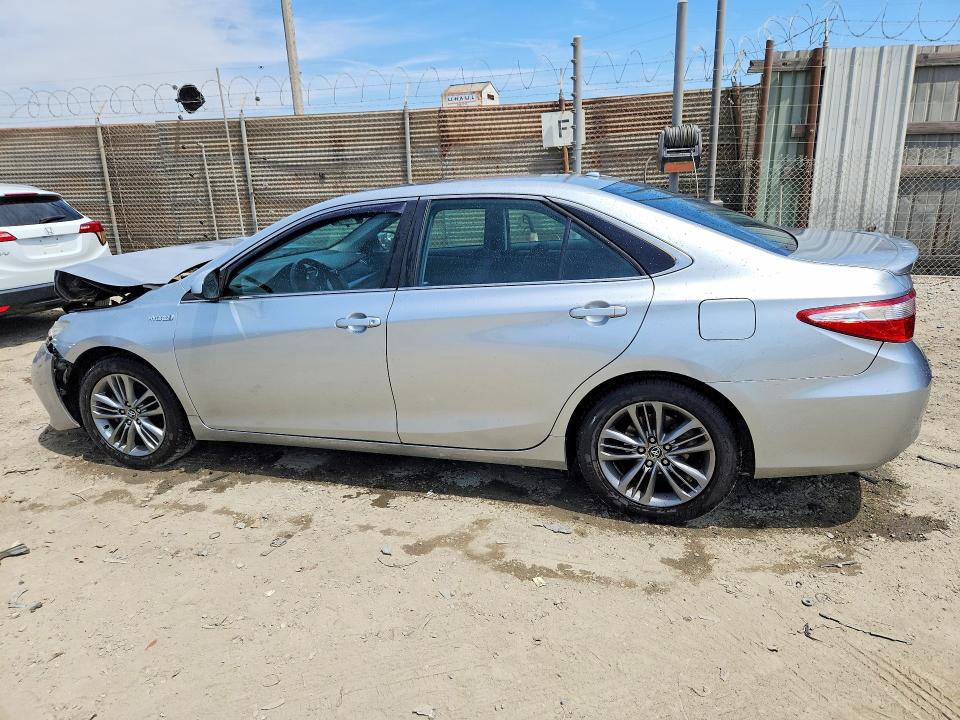 Photo 2 from auction – 2015 TOYOTA CAMRY HYBRID with VIN 4T1BD1FK6FU145326