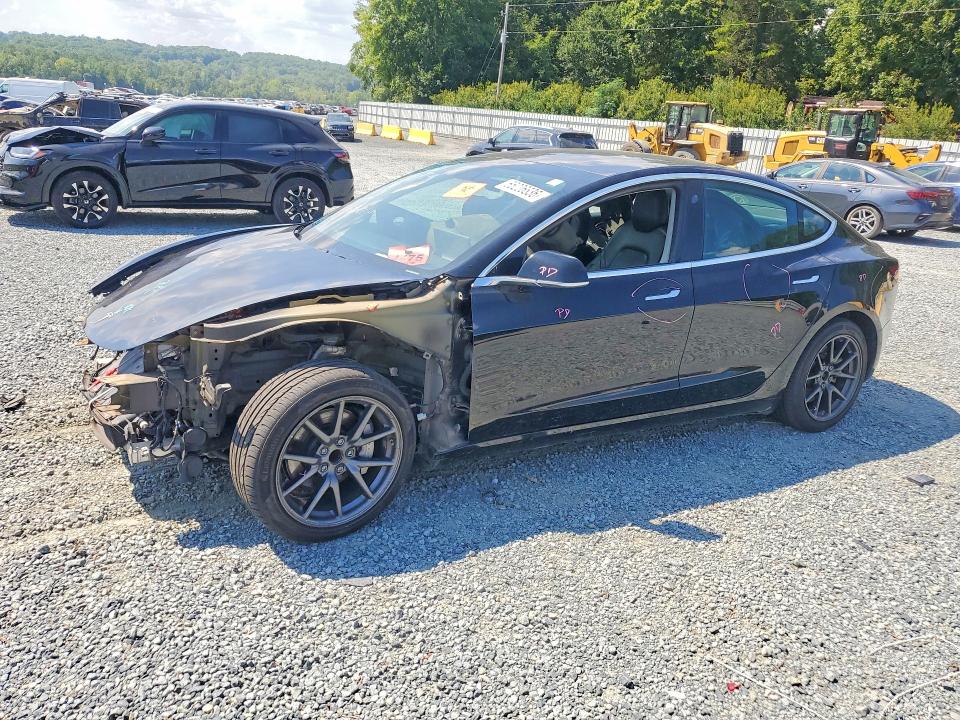 TESLA MODEL 3 2019 with VIN 5YJ3E1EA4KF483633 - Photo from auction