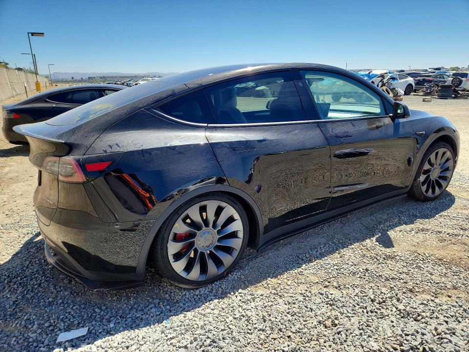 Photo 3 from auction – 2024 TESLA MODEL Y with VIN 7SAYGDEF8RF132993