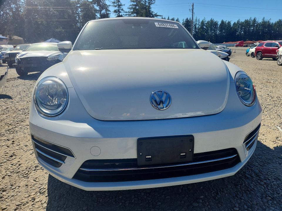Photo 5 from auction – 2017 VOLKSWAGEN BEETLE with VIN 3VW517AT6HM821467