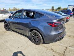 Zdjęcie 2 z aukcji – 2023 TESLA MODEL Y z VIN 7SAYGDEE1PF896737