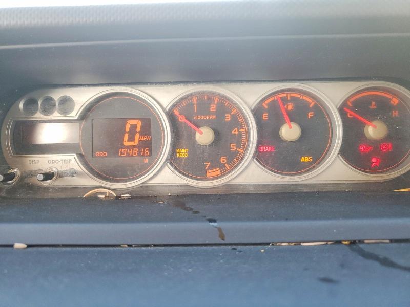 Photo 9 from auction – 2008 SCION XB with VIN JTLKE50E881028562