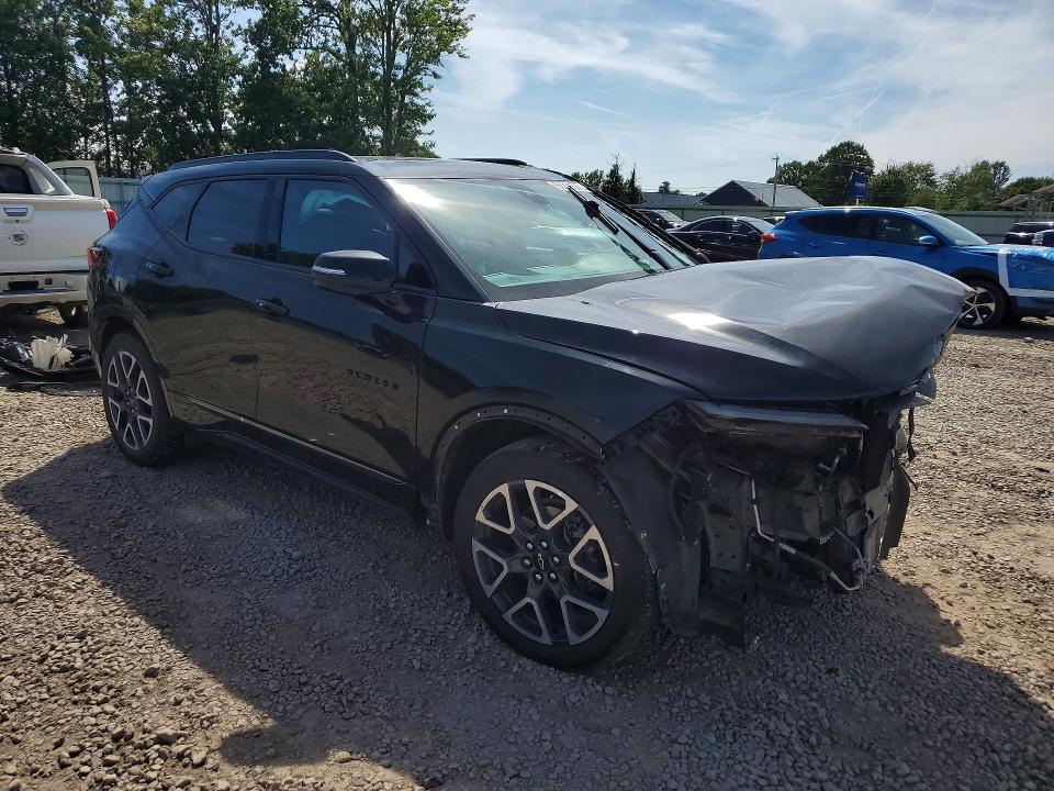 Photo 4 from auction – 2023 CHEVROLET BLAZER with VIN 3GNKBKRSXPS139923