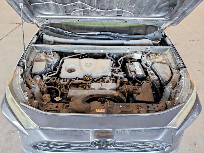 Photo 12 from auction – 2019 TOYOTA RAV4 with VIN JTMP1RFV8KD514032
