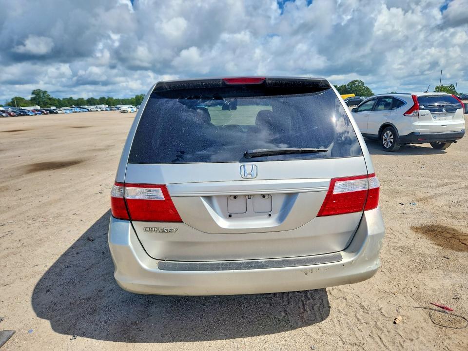 Photo 6 from auction – 2006 HONDA ODYSSEY with VIN 5FNRL38216B094647