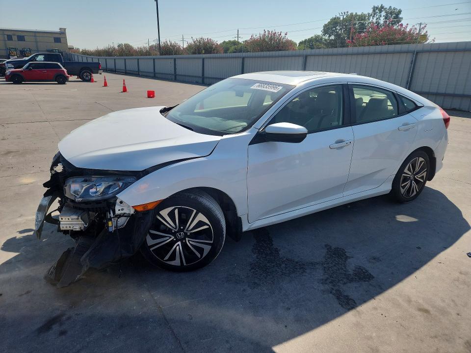 Photo 1 from auction – 2018 HONDA CIVIC with VIN JHMFC1F37JX014428
