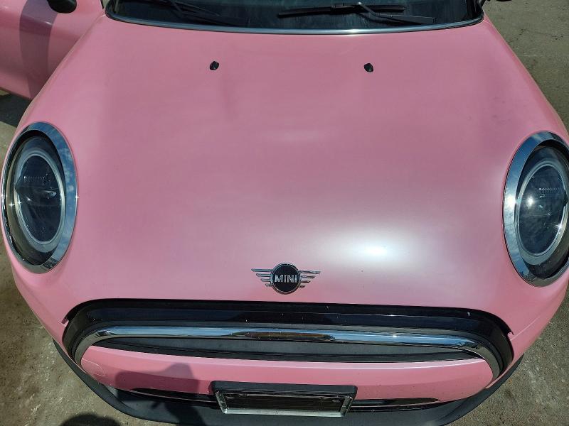 Photo 11 from auction – 2023 MINI COOPER with VIN WMW23DL00P3P49115