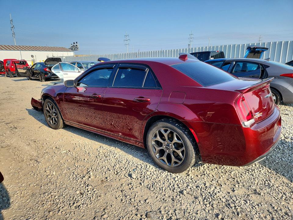 Photo 2 from auction – 2018 CHRYSLER 300 with VIN 2C3CCAGG9JH331092