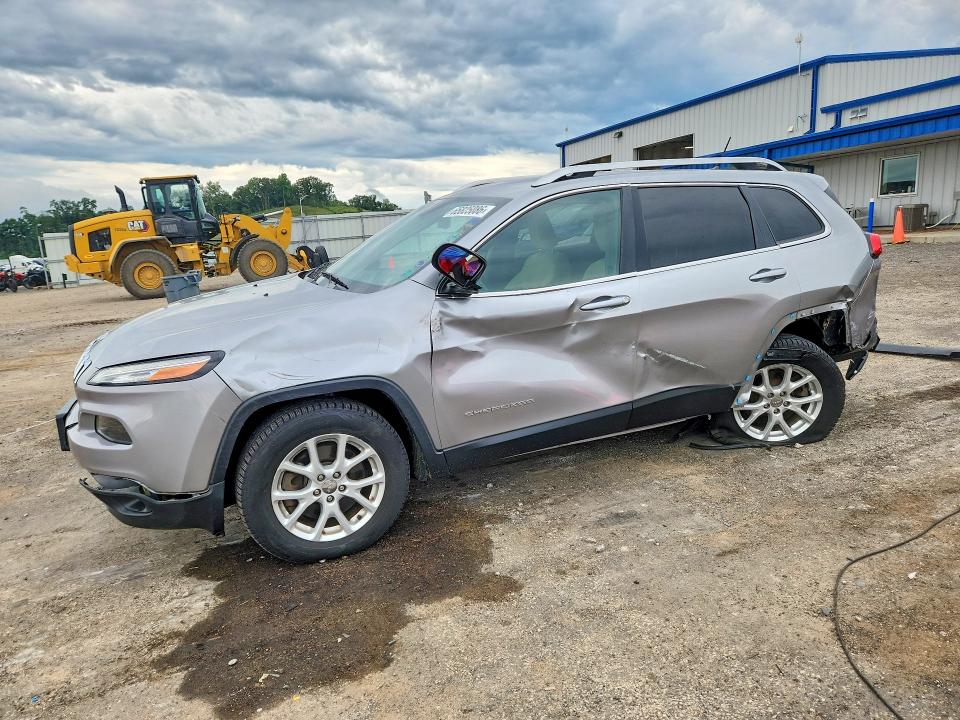 JEEP CHEROKEE 2015 with VIN 1C4PJMCB2FW661499 - Photo from auction