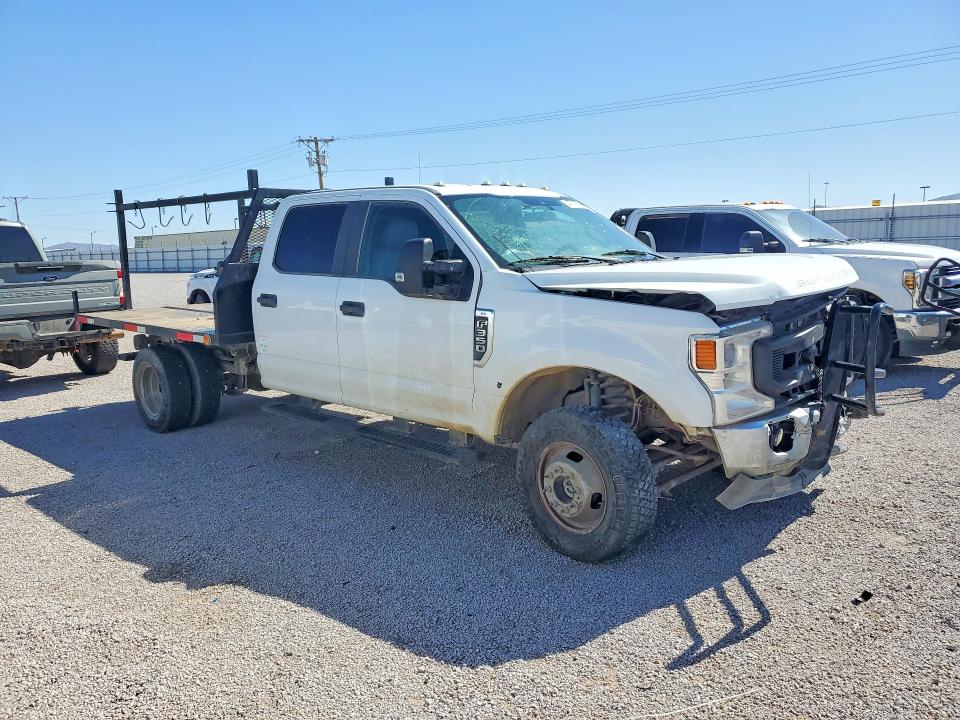Photo 4 from auction – 2022 FORD F350 with VIN 1FD8W3H65NED55313