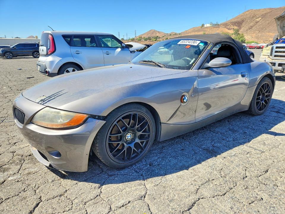BMW Z4 2003 with VIN 4USBT53463LU00394 - Photo from auction