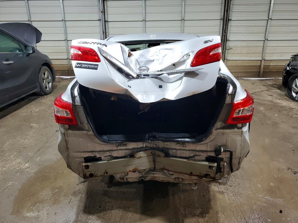 Photo 6 from auction – 2017 NISSAN SENTRA with VIN 3N1AB7AP9HY250974