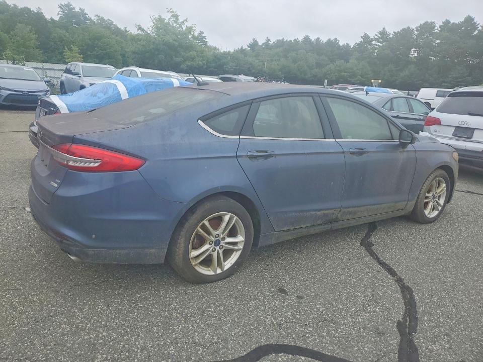 Photo 3 from auction – 2018 FORD FUSION with VIN 3FA6P0HD5JR210033