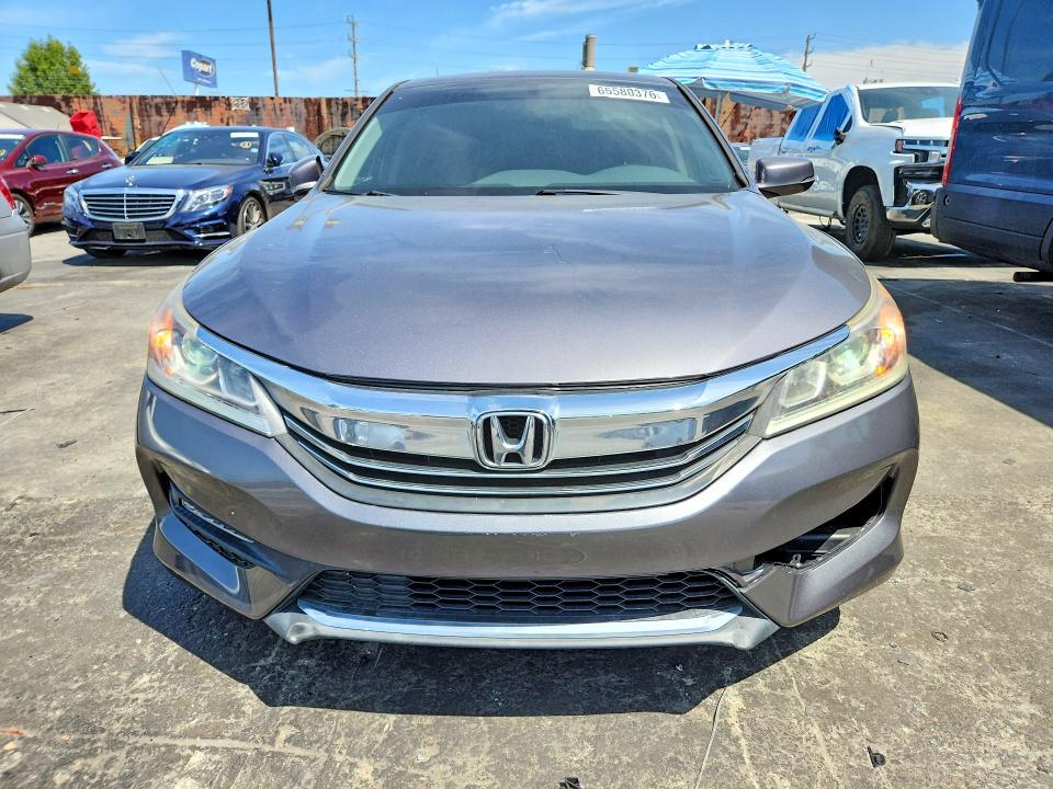 Photo 5 from auction – 2016 HONDA ACCORD with VIN 1HGCR2F86GA062035