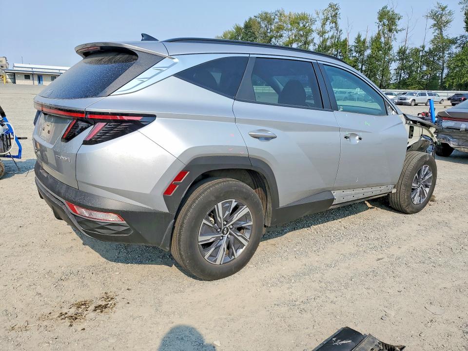 Photo 3 from auction – 2023 HYUNDAI TUCSON with VIN KM8JBCA16PU087280