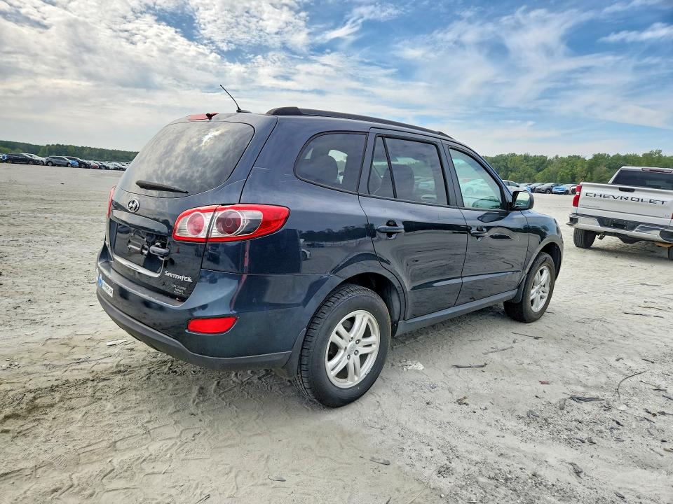 Photo 3 from auction – 2010 HYUNDAI SANTA FE with VIN 5NMSG3ABXAH387972