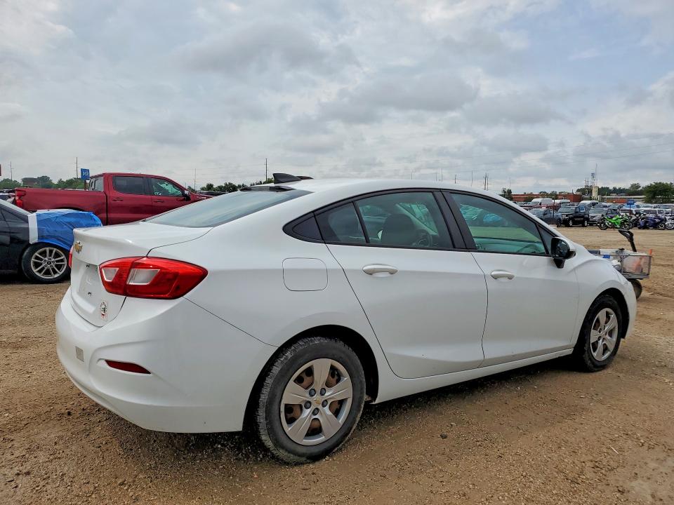 Photo 3 from auction – 2016 CHEVROLET CRUZE with VIN 1G1BC5SM6G7244372