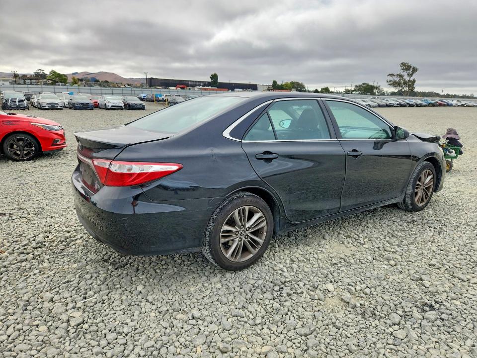 Foto 3 de la subasta – 2015 TOYOTA CAMRY con VIN 4T1BF1FK3FU088710