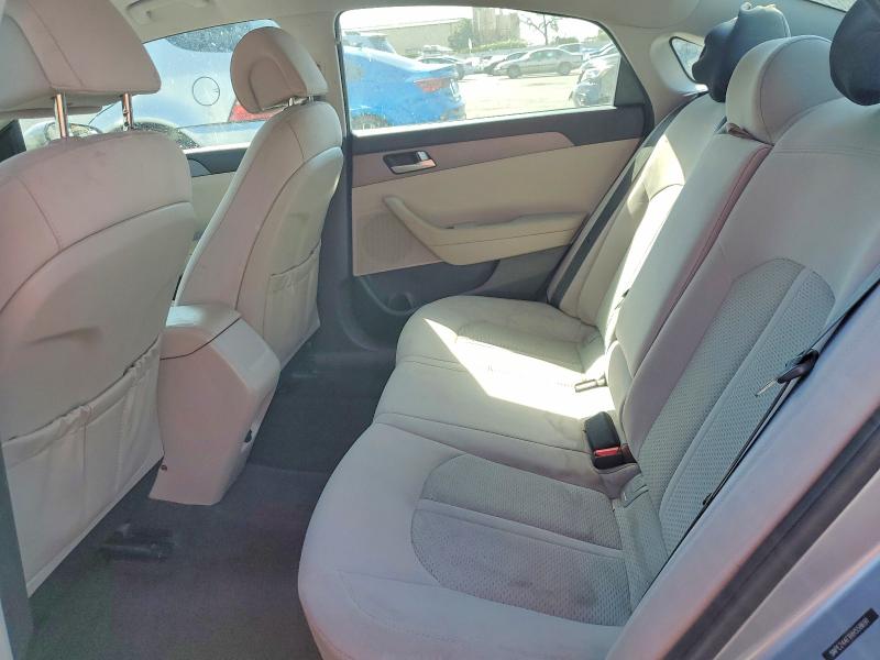 Photo 10 from auction – 2017 HYUNDAI SONATA with VIN 5NPE24AF1HH558691