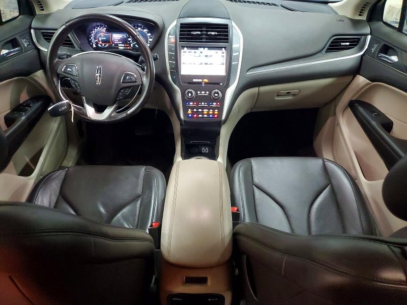 Photo 8 from auction – 2017 LINCOLN MKC with VIN 5LMTJ3DH4HUL70621