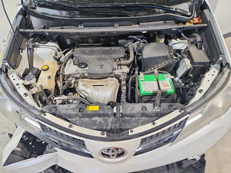 Photo 12 from auction – 2015 TOYOTA RAV4 with VIN 2T3DFREV3FW371554