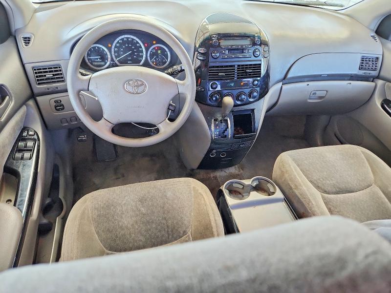 Photo 8 from auction – 2005 TOYOTA SIENNA with VIN 5TDZA23C45S226486