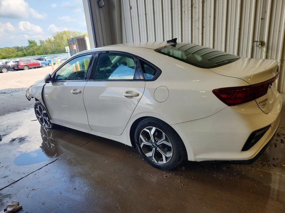 Photo 2 from auction – 2019 KIA FORTE with VIN 3KPF24AD5KE114518