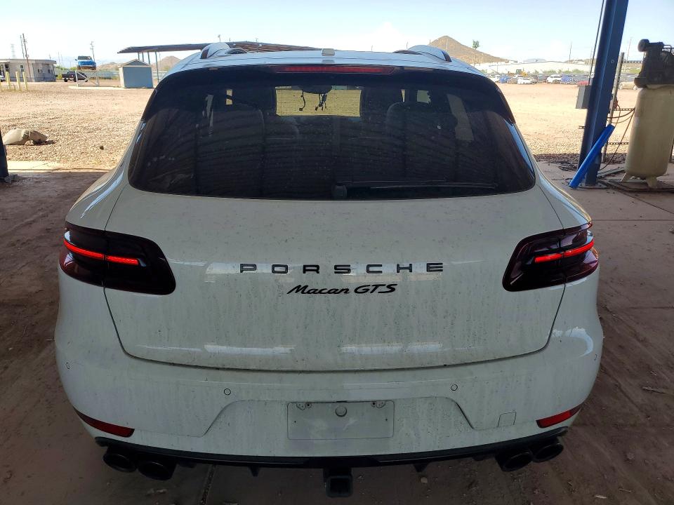 Photo 6 from auction – 2017 PORSCHE MACAN with VIN WP1AG2A50HLB51998