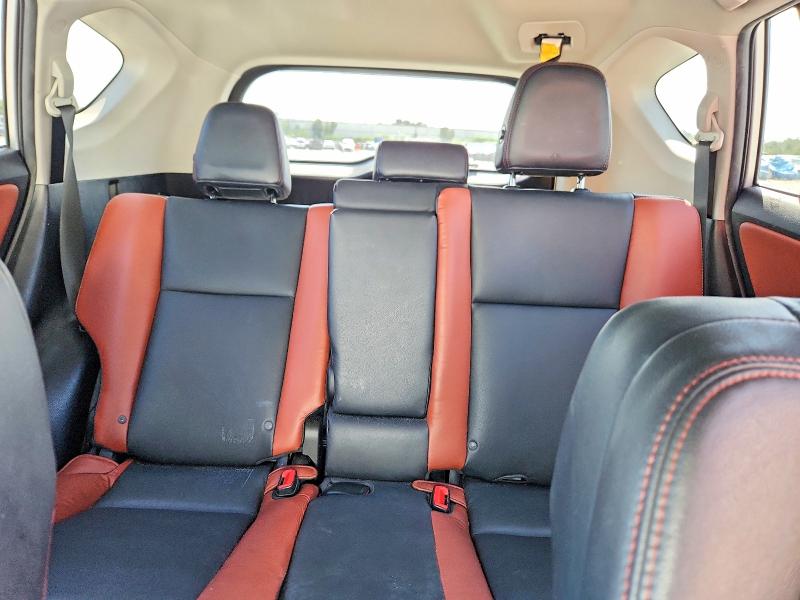 Photo 10 from auction – 2015 TOYOTA RAV4 with VIN 2T3DFREV4FW290143