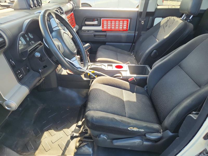 Photo 7 from auction – 2011 TOYOTA FJ CRUISER with VIN JTEBU4BF9BK115978
