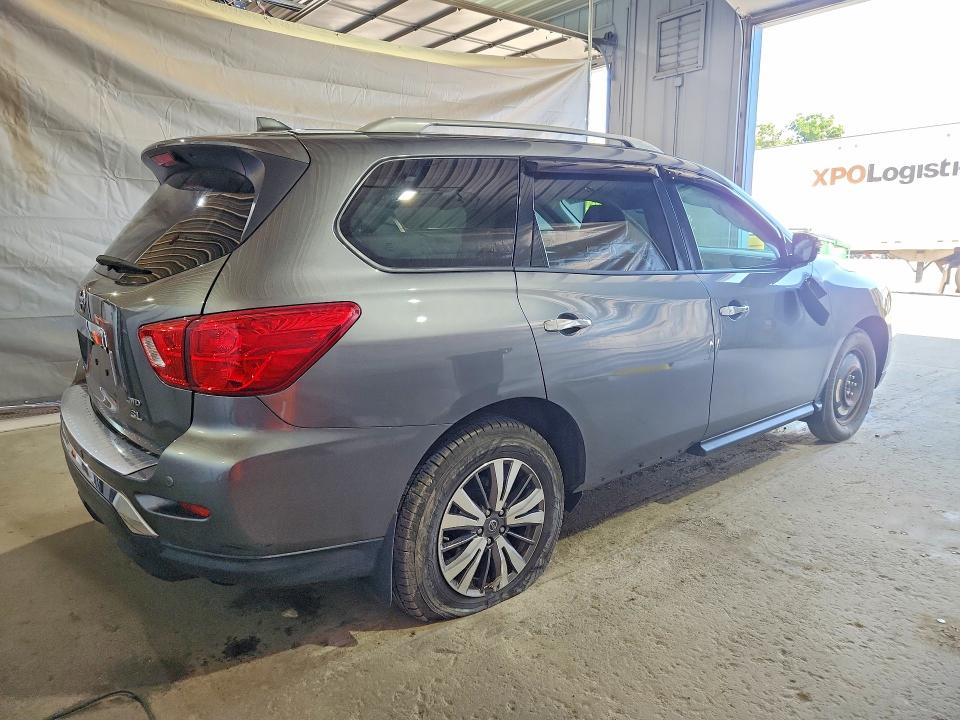 Photo 3 from auction – 2019 NISSAN PATHFINDER with VIN 5N1DR2MM2KC582924