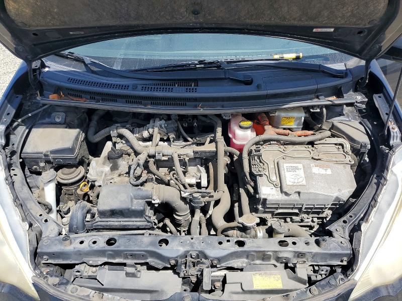Photo 11 from auction – 2012 TOYOTA PRIUS C with VIN JTDKDTB34C1021907
