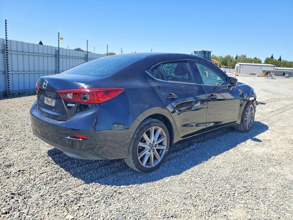 Photo 3 from auction – 2017 MAZDA 3 with VIN 3MZBN1V71HM110406