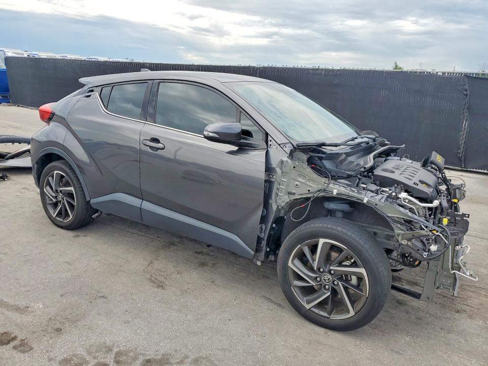 Photo 4 from auction – 2022 TOYOTA C-HR with VIN NMTKHMBX3NR146401