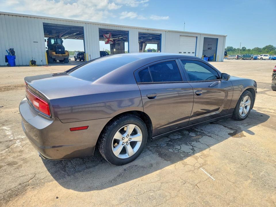 Photo 3 from auction – 2014 DODGE CHARGER with VIN 2C3CDXBG2EH172963