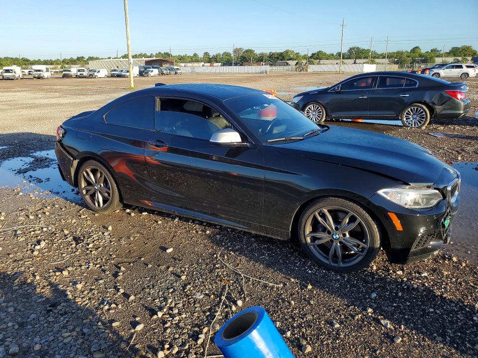Photo 4 from auction – 2017 BMW M240I with VIN WBA2G1C38HV639562